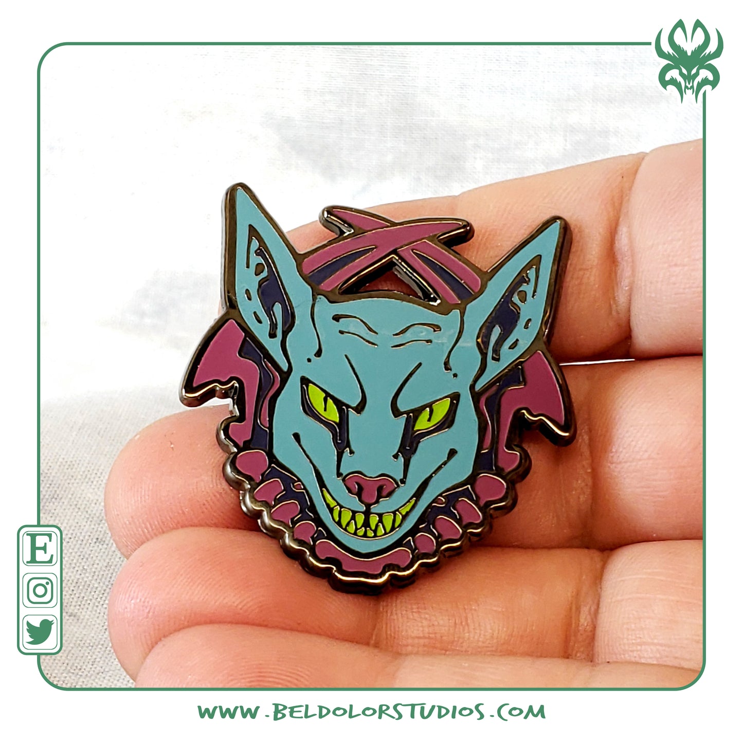 Xenocat Pin